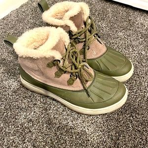 Nike Snow boots